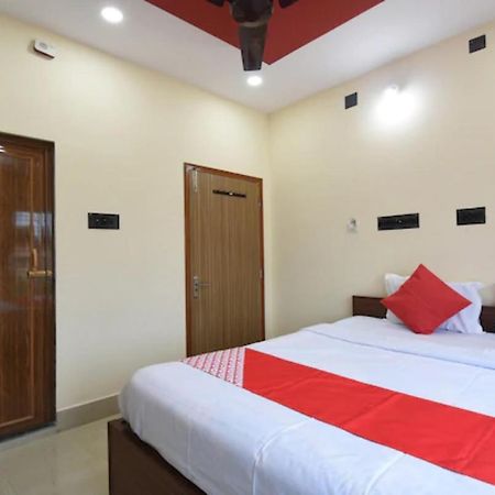 Staymaker Hotel Sannidhyo Шантиникетан Экстерьер фото