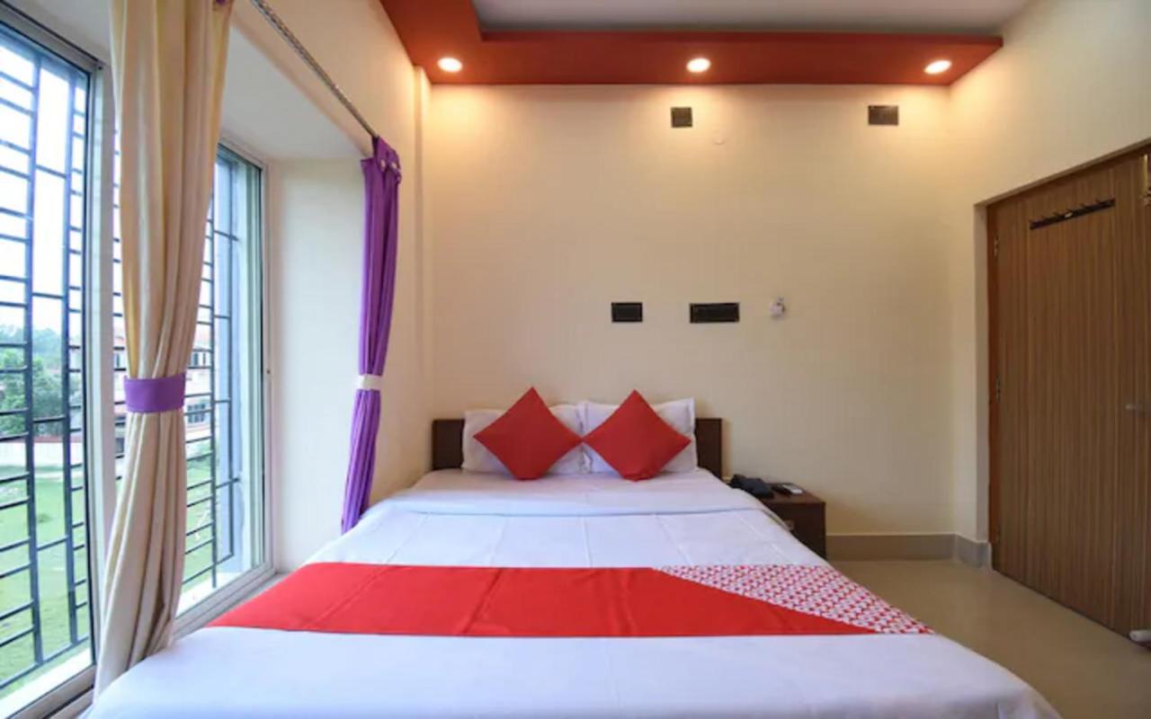 Staymaker Hotel Sannidhyo Шантиникетан Экстерьер фото